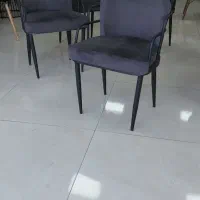 صندلی کم‌کارکرد در حد نو . تمیز و سالم