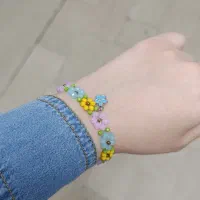 دستبند مهره ای رنگی از صمیمیت و زیبایی