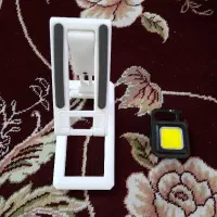 پایه نگهدارنده گوشی کابل تبدیل صدا و چراغ قوه