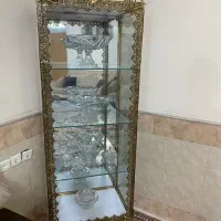 ویترین برنز سالم و تمیز