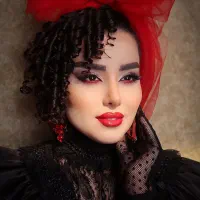 میکاپ ۷۰۰،شینیون۷۰۰