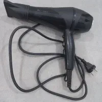 سشوار نیازمند تعمیر