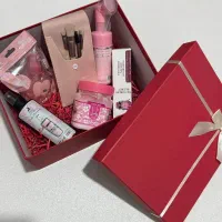 پک های کادویی روز زن و یلدا|لباس|میانه, |دیوار