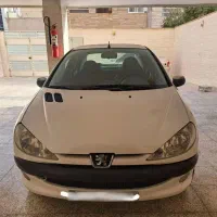 206 وی هشت صندوق دار