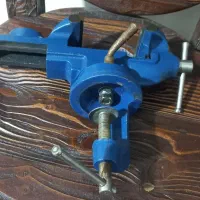 یک عدد گیره رومیزی فولادی سندون دار|ابزارآلات|تهران, شهرک طالقانی|دیوار