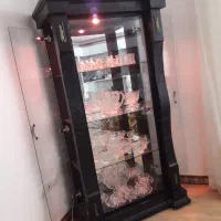 ویترین چوبی