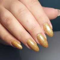 کاشت ناخن‌ و ترمیم|خدمات آرایشگری و زیبایی|فومن, |دیوار