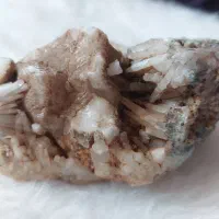 کوارتز سوزنی کلکسیونی