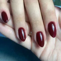آموزش کاشت ناخن