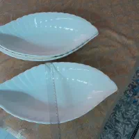 تعدادی ظروف پذیرایی