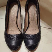 کفش پاشنه دار