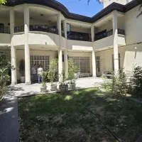 نیاوران/فرمانیه۶۸۰ متر بر ۱۸/۵ لوکیشن خاص