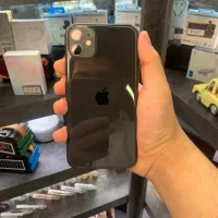 ایفون 11نرمال باز نشده تمیز