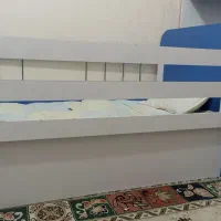 تخت نوجوان و کودک