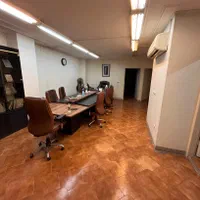 دفتر کار در گلدیس