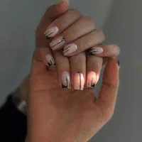 کاشت ناخن و آموزش|خدمات آرایشگری و زیبایی|قم, زنبیل آباد|دیوار