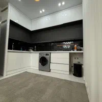 آپارتمان ۹۰ متری لکیشن خوب فول امکانات