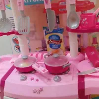 عروسک و اسباب بازی