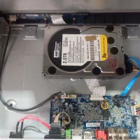 دستگاه dvr بهمراه هارد ۲ترا وسترن سالم و بشرط تست