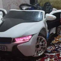 ماشین شارژی بی ام دبلیو i8