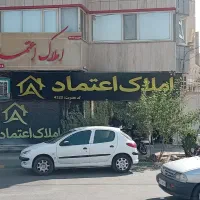 مغازه-حاشیه-معلم-مناسب-نمایشگاه