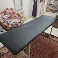 تخت اپلاسیون وماساژ به همراه میز منشی و ناخون|آرایشگاه و سالن‌های زیبایی|رشت, شهرک صبا|دیوار