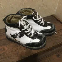 کفش و کفی طبی بچگانه