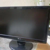 مانیتور ال جی ۱۹ اینچ سالم