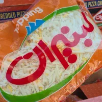 پنیر پیتزا پرچرب نارنجی برند لبنیران