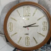 ساعت دیواری