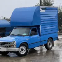 راننده نیسان