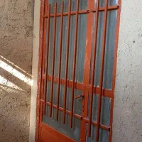 درب و پنجره ، در اتاق