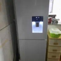 یخچال فریزر بسیار کم کار کرد در حد نو