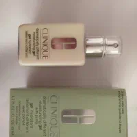 کرم آبرسان کلینیک مخصوص پوست چرب و مستعد آکنه اصل