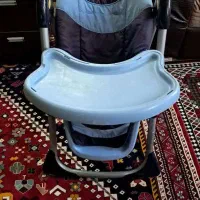 صندلی غذای کودک و عروسک خرگوشی بزرگ|کالسکه و لوازم جانبی|صدرا-فارس, فاز ۱|دیوار