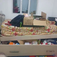 تخت میز بان و میهمان