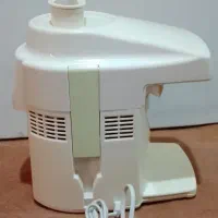 ابمیوه گیری تفال در حد نو. سالم به قیمت خلی پایین