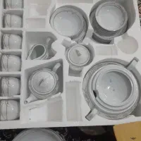 سرویس چینی ۶۶ پارچه