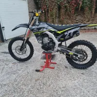 CRF|موتورسیکلت|خفر, |دیوار