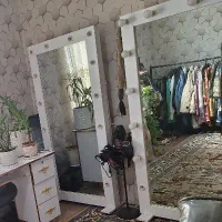 آینه و ترولی و صندلی اصلاح و سوهان برقی|آرایشگاه و سالن‌های زیبایی|پرند, فاز ۵|دیوار