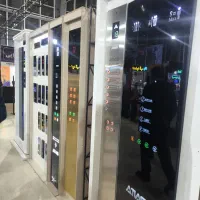 منشی خانم شرکت آسانسوری