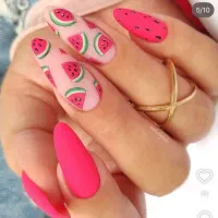 ناخن رایگان