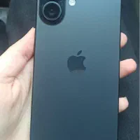 ایفون۱۶نرمال با شارژر اصلی