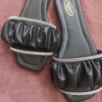 دمپایی|کیف، کفش، کمربند|زاهدان, |دیوار