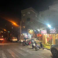 آرایشگر حرفه ای
