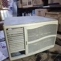 قاب دور و درپوش جلو کولر پنجره ای در حد نو