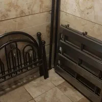 تخت یک نفره فلزی۳عددباکفی
