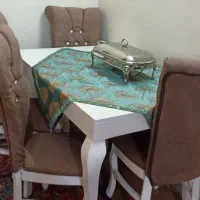 میز غذاخوری