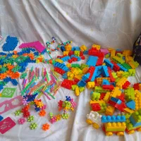 یه عالمه اسباب بازی سرگرم کننده