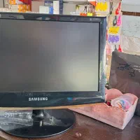 مانیتور ۱۶ اینچ سامسونگ در حد نو سلامت